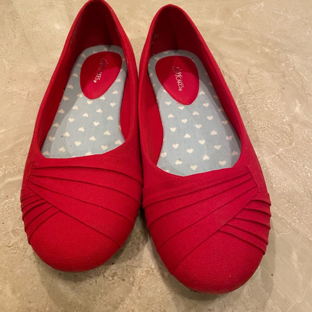 Hot Cakes Red Women's Flats - Picture 1 of 5